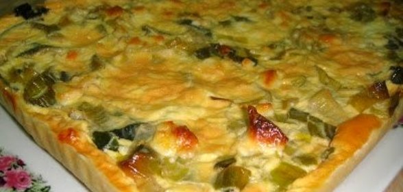 Киш с луком-пореем