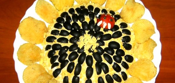 Салат куриный Подсолнух