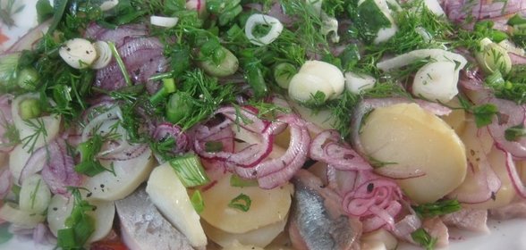 Закуска из сельди и молодого картофеля Русская