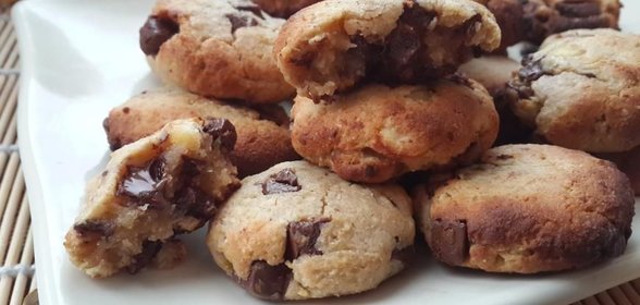 Нутовые печенья с шоколадом