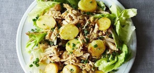 Теплый салат с молодым картофелем