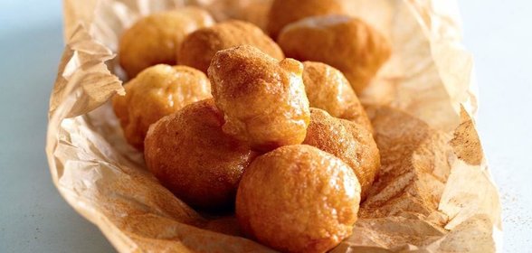 Пончики в медовом сиропе