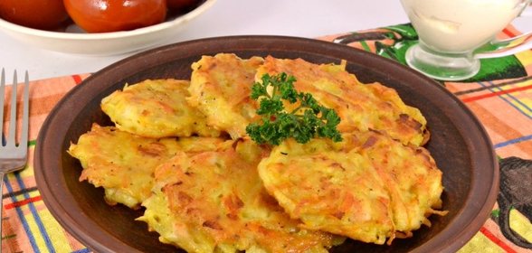 Драники из картофеля и тыквы с курицей