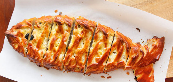 Расстегай с рисом и лососем