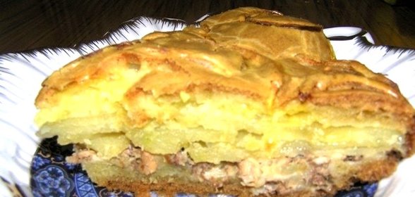 Пирог рыбный с сайрой