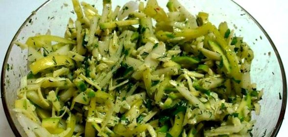 Салат с авокадо и твердым сыром