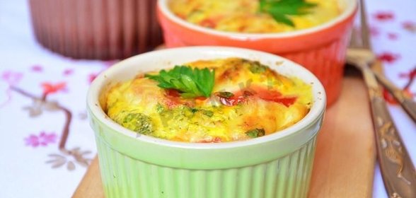 Фритата омлет с ветчиной и сыром