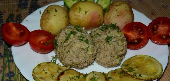 Паровые котлеты с кабачком