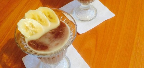 Шоколадный десерт из манной крупы