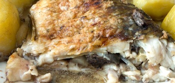 Фаршированный карп в фольге