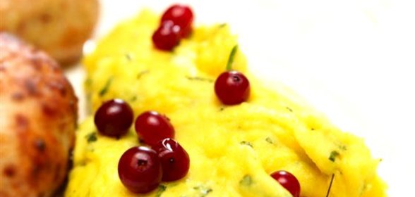 Картофельное пюре с хреном и зеленью