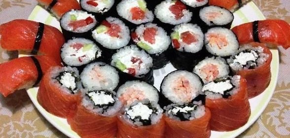 Нигири суши и роллы