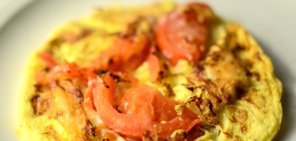 Омлет с козьим сыром