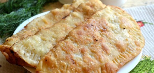 Чебуреки с мясом