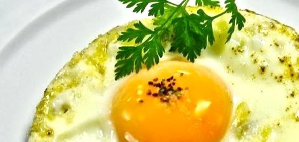 Яичница с кабачками на завтрак