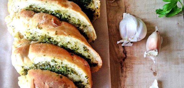 Багет с чесночным маслом