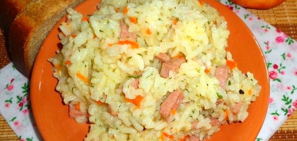 Плов с колбасой и базиликом