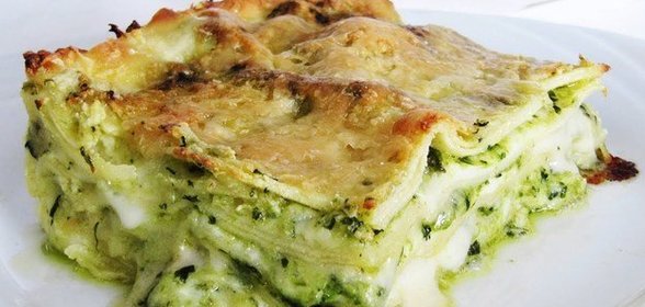Лазанья с соусом песто