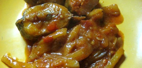 Минтай с овощами в томате