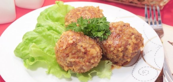 Тефтели в мультиварке с протёртыми помидорами