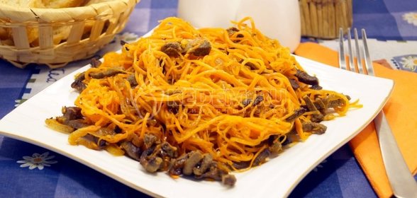 Салат Цезарь легкий