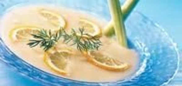 Крем-суп из лука-порея с морскими гребешками