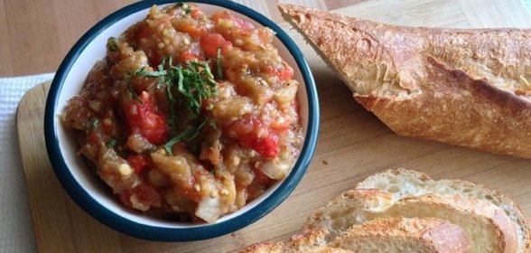 Икра из баклажанов и перца