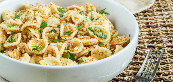 Итальянская паста с хлебными крошками