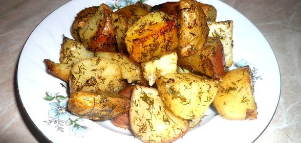 Картофель по-домашнему с укропом
