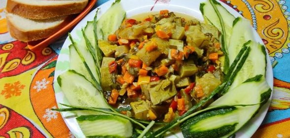 Овощное рагу с кабачками в мультиварке