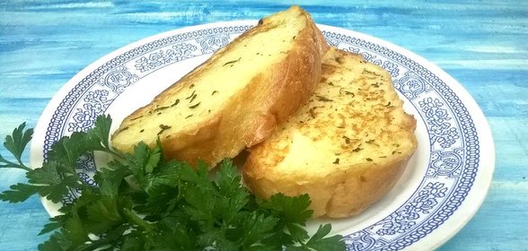Гренки с пряными травами