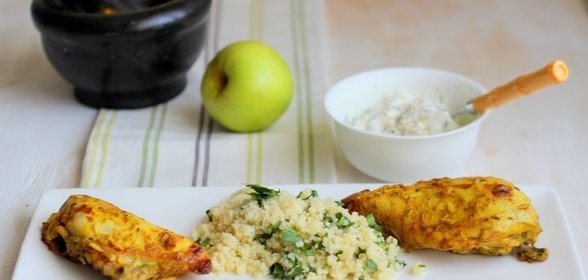 Куриные грудки с йогуртовым соусом