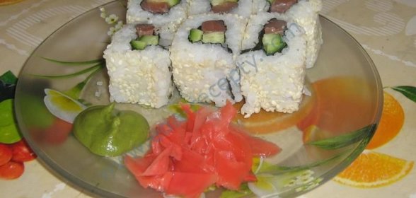 Роллы урамаки (рисом наружу)