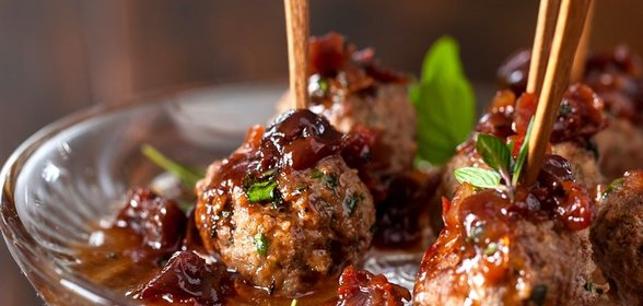 Тефтели в кисло-сладком соусе