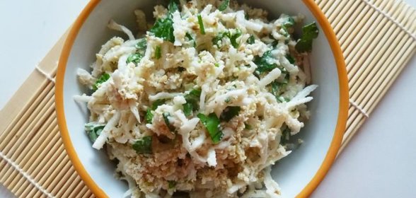 Салат из редьки и орехов