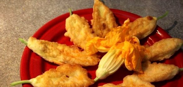 Жареные цветы кабачков