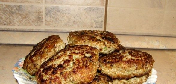 Котлеты из говядины с кабачками